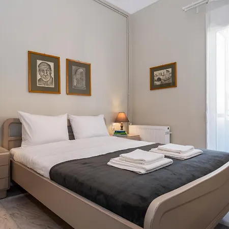 Tailor Made, 3-bedroom In Chania * La Canea